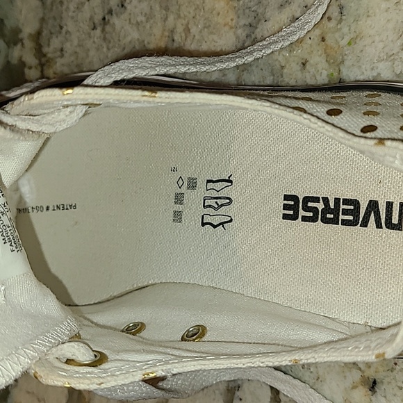Converse All StarShoes sz. 8.5 (#740) gold and white Polka dots - Picture 10 of 13